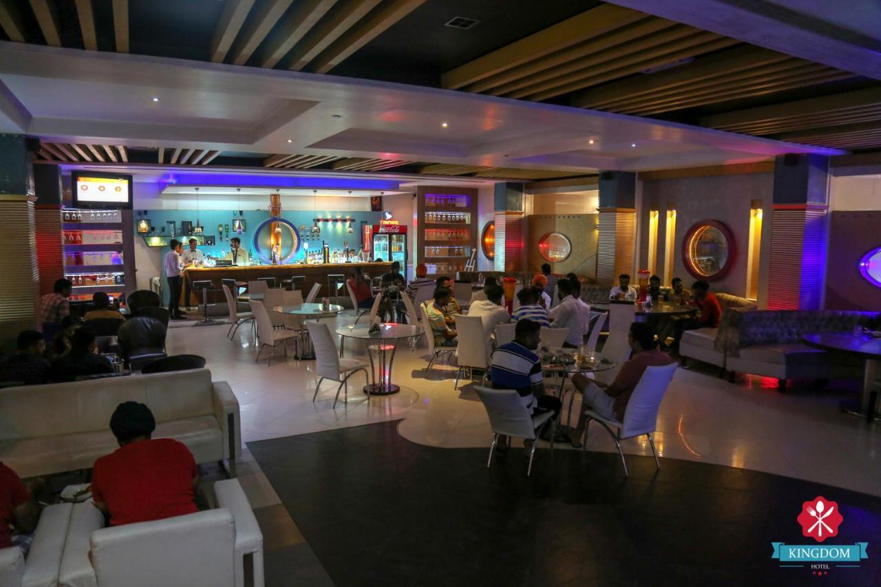 Kingdom Hotel Moga Bagian luar foto