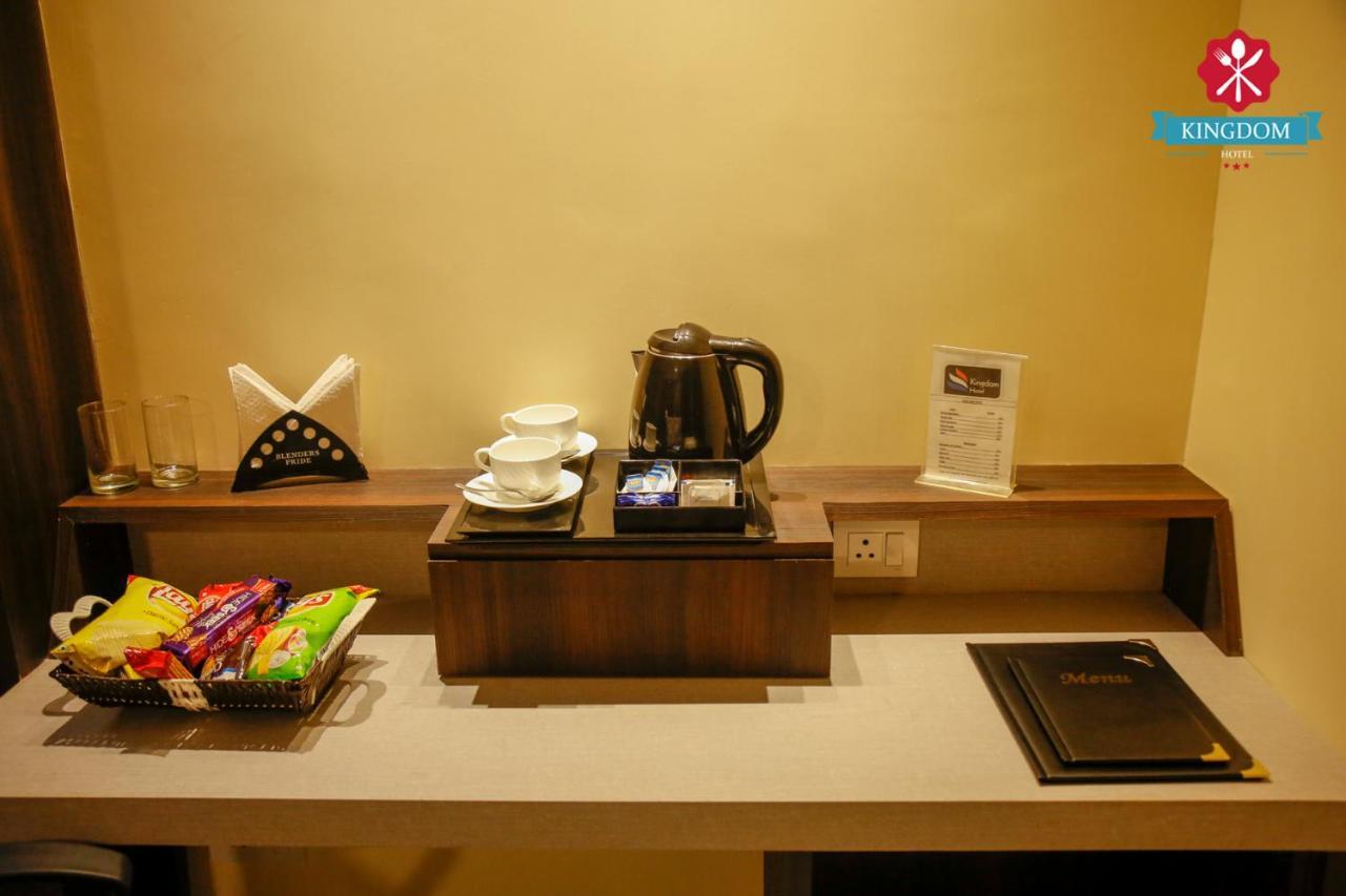 Kingdom Hotel Moga Bagian luar foto